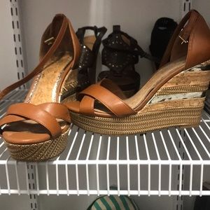 Gianni Bini wedges